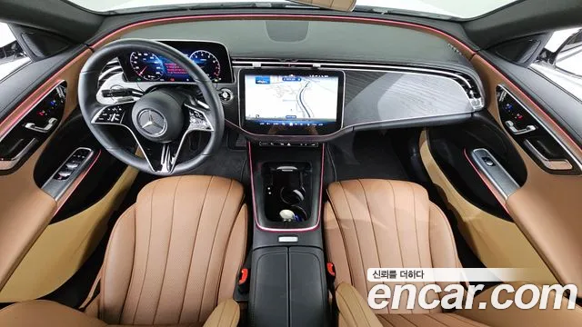 Mercedes-Benz E-Class — Фото автомобиля 7