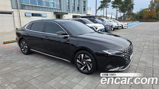 Hyundai Grandeur (New) Hybrid — Фото автомобиля 9