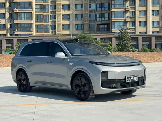 Li Auto L9 — Фото автомобиля 3