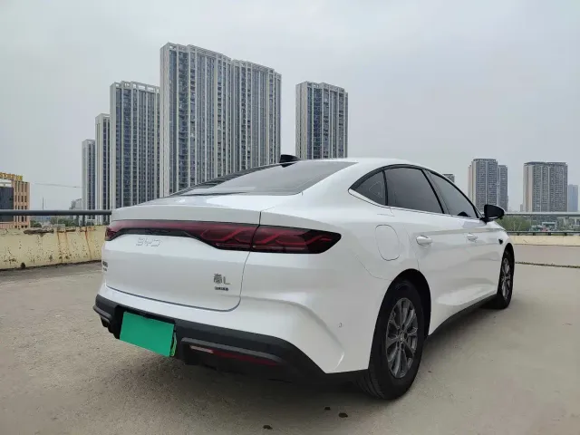 BYD Qin L — Фото автомобиля 4