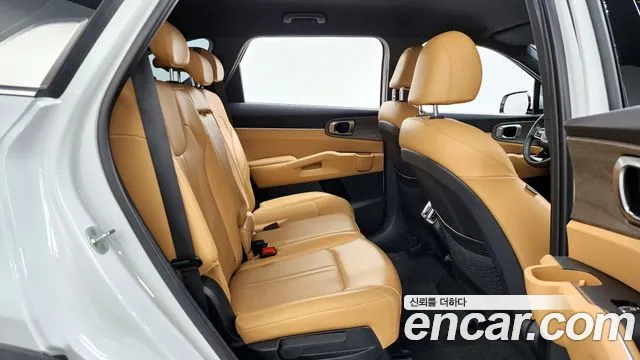Kia Sorento Sorento 4-е поколение Бензин 2.5T 2WD — Фото автомобиля 12