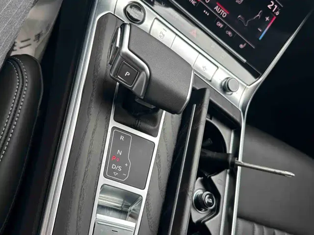 Audi A6L — Фото автомобиля 15