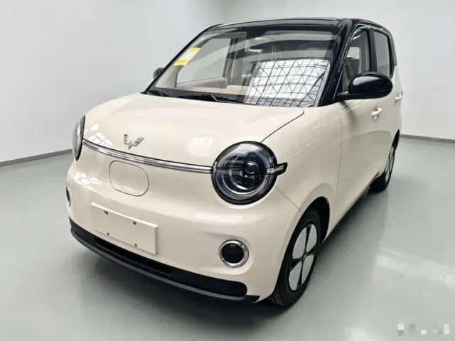 Фотография автомобиля — Wuling Hongguang Mini EV