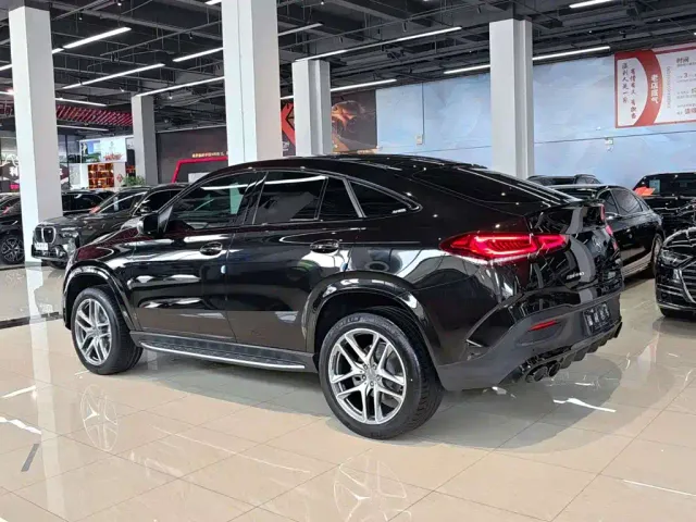 Mercedes-Benz GLE Coupe AMG — Фото автомобиля 6