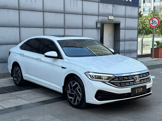 Volkswagen Sagitar — Фото автомобиля 3