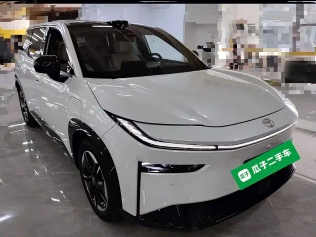 Toyota BoZhi 3X — Фото автомобиля 3