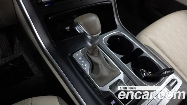 Kia Canival Carnival 4 поколение Бензин 9 мест Prestige — Фото автомобиля 9
