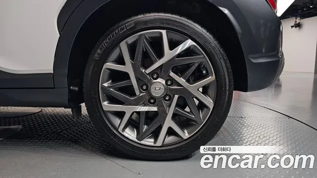 Hyundai Kona — Фото автомобиля 20