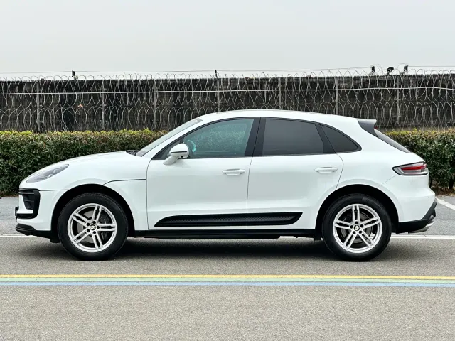 Porsche Macan — Фото автомобиля 4
