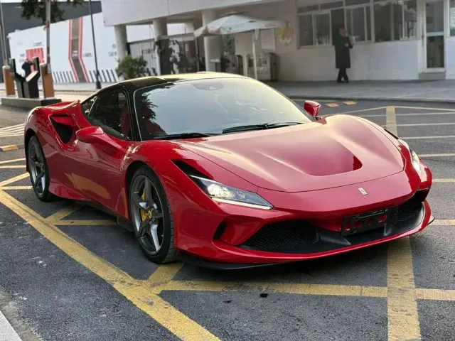 Ferrari F8 — Фото автомобиля 2