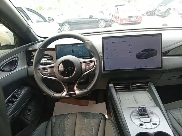 BYD Seal 06 — Фото автомобиля 10