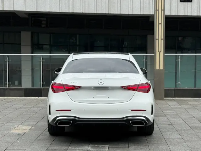 Mercedes-Benz C-Class — Фото автомобиля 6