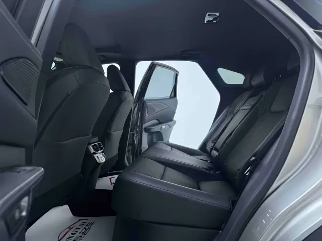Lexus RX — Фото автомобиля 11