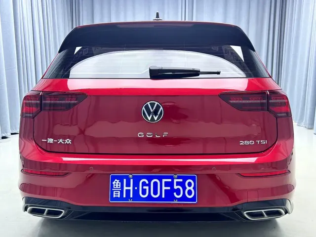 Volkswagen Golf — Фото автомобиля 19