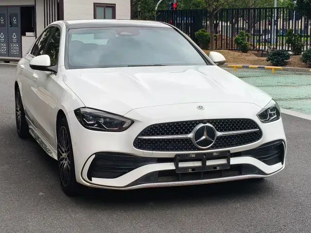 Mercedes-Benz C-Class — Фото автомобиля 3