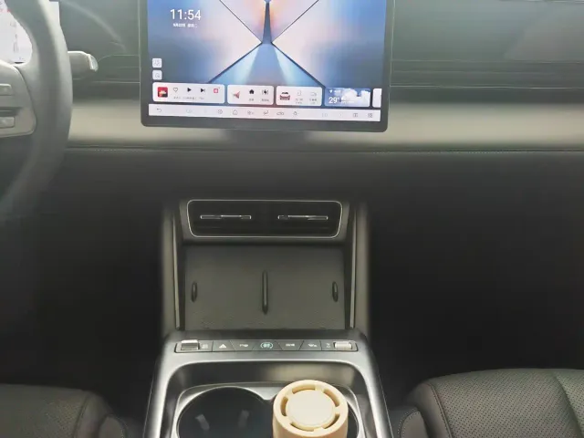 BYD Qin L — Фото автомобиля 12