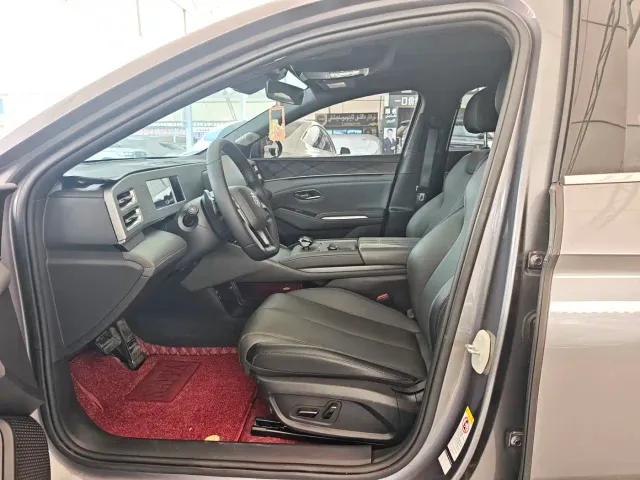 BYD Qin L — Фото автомобиля 4