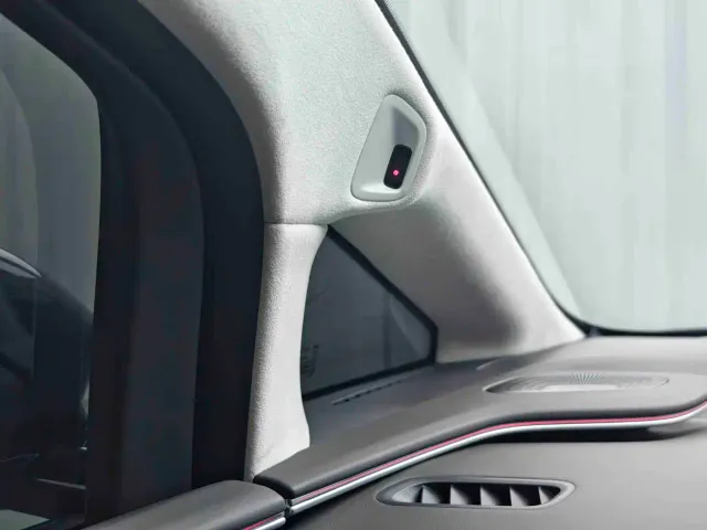 Xpeng X9 — Фото автомобиля 22