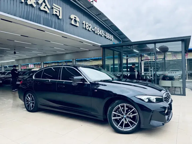 BMW 3 Series — Фото автомобиля 3
