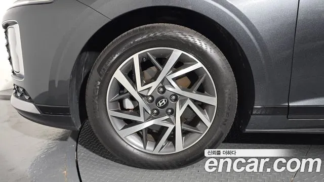 Hyundai Grandeur Grandeur (GN7) 2.5 Бензин 2WD — Фото автомобиля 5