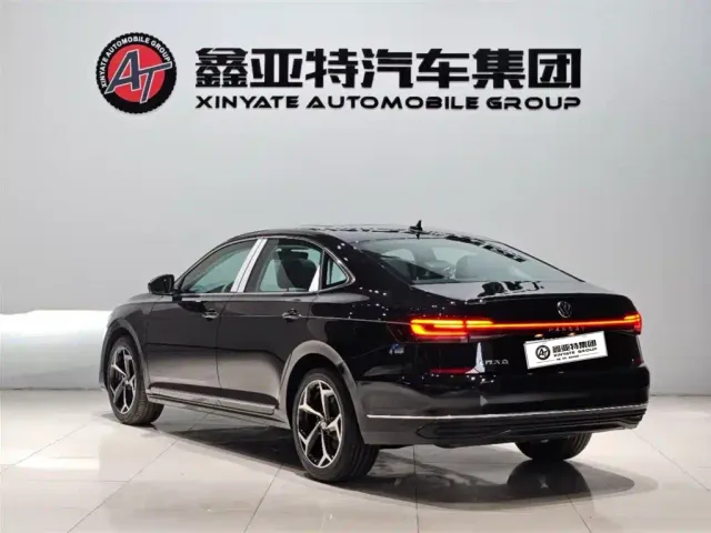Volkswagen Passat — Фото автомобиля 5