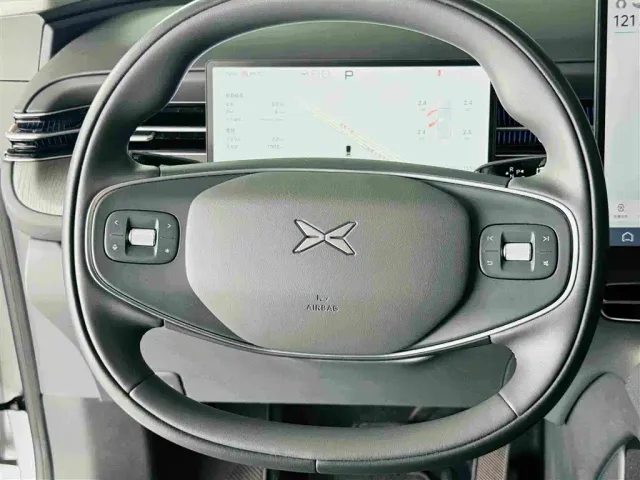 Xpeng G6 — Фото автомобиля 8