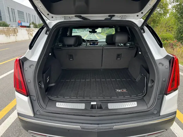 Cadillac XT5 — Фото автомобиля 18