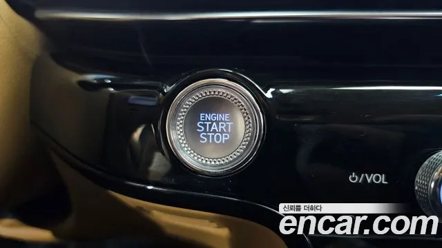 Genesis G80 Бензин 2.5 турбо 2WD — Фото автомобиля 26
