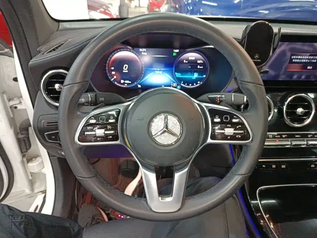 Mercedes-Benz GLC Coupe — Фото автомобиля 10