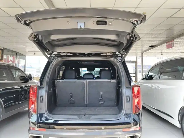 GAC Trumpchi GS8 — Фото автомобиля 14