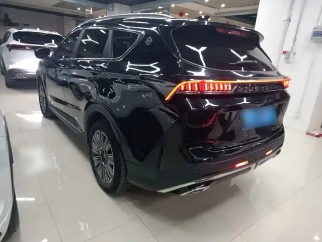 Jetour X70 Plus — Фото автомобиля 4