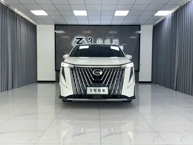 Фотография автомобиля — GAC Trumpchi M8