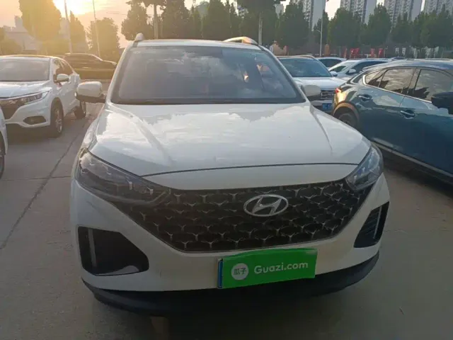 Hyundai ix35 — Фото автомобиля 2