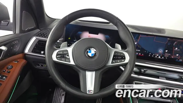 BMW X7 — Фото автомобиля 13