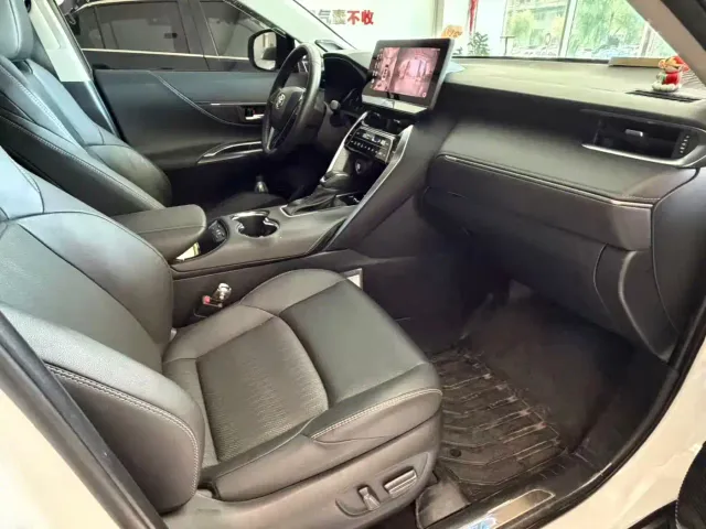 Toyota Venza — Фото автомобиля 13