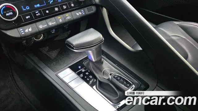 Hyundai AVANTE Avante (CN7) — Фото автомобиля 17