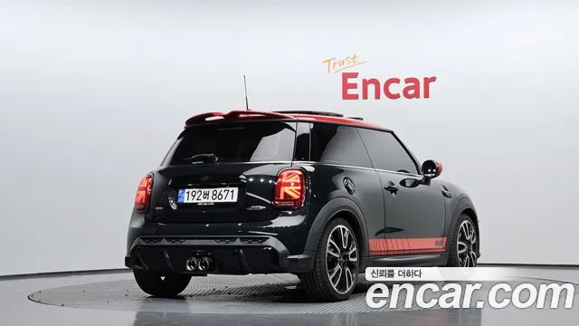 Mini Cooper — Фото автомобиля 2