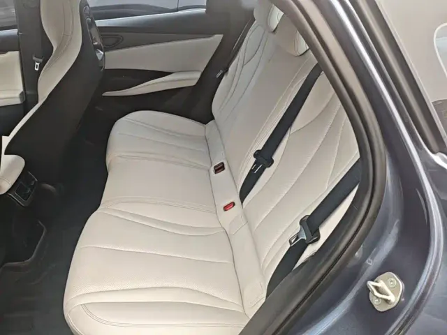 BYD Seal 06 — Фото автомобиля 16