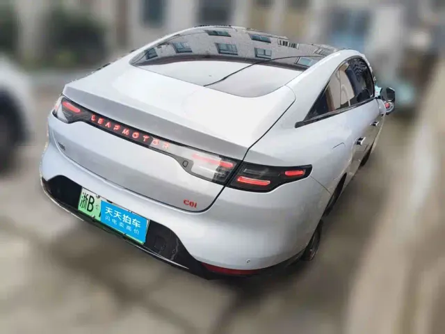 Leapmotor C01 — Фото автомобиля 5