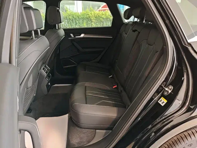 Audi Q5L — Фото автомобиля 16