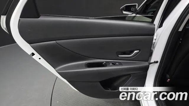 Hyundai AVANTE Новый Avante (CN7) — Фото автомобиля 6