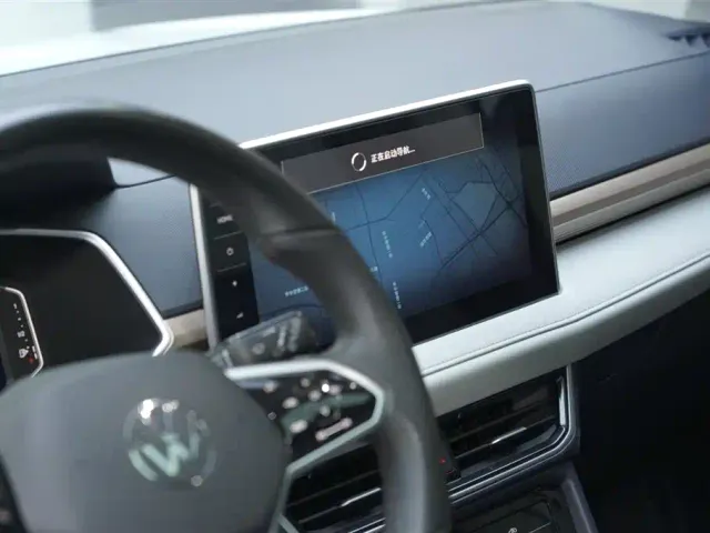 Volkswagen Tharu — Фото автомобиля 15