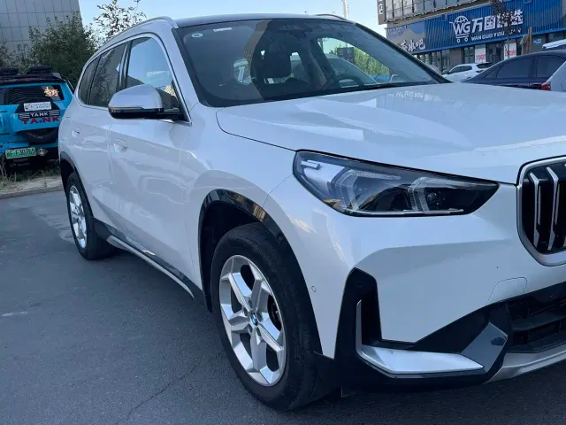 BMW X1 — Фото автомобиля 4