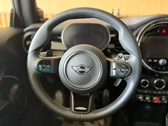 MINI Hatch — Фото автомобиля 16
