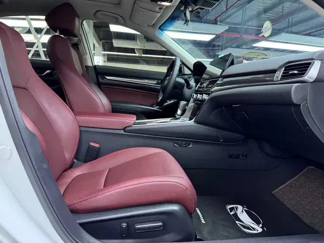 Honda Accord — Фото автомобиля 19