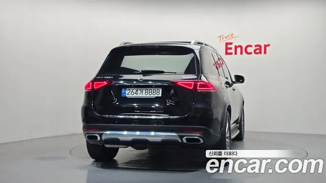 Mercedes-Benz GLE-Class — Фото автомобиля 4