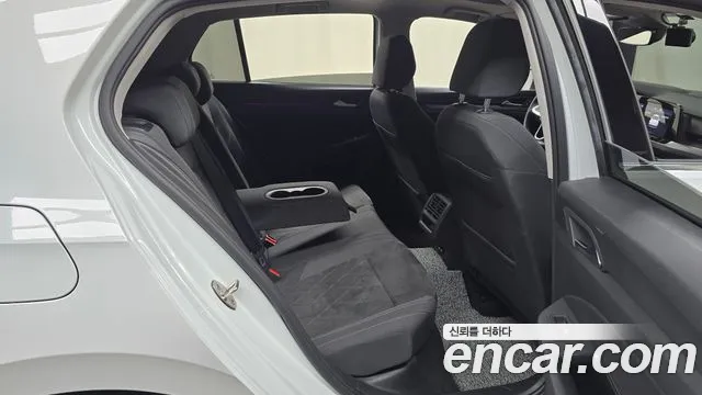 Volkswagen Golf Golf 8 поколение 2.0 TDI Prestige — Фото автомобиля 11