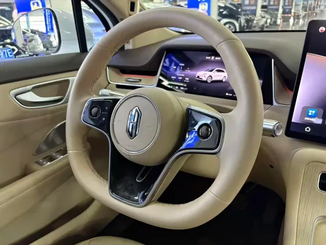 Shangjie SUV — Фото автомобиля 7