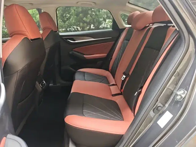 Changan Eado — Фото автомобиля 16