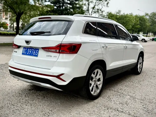 Jetta VS7 — Фото автомобиля 6